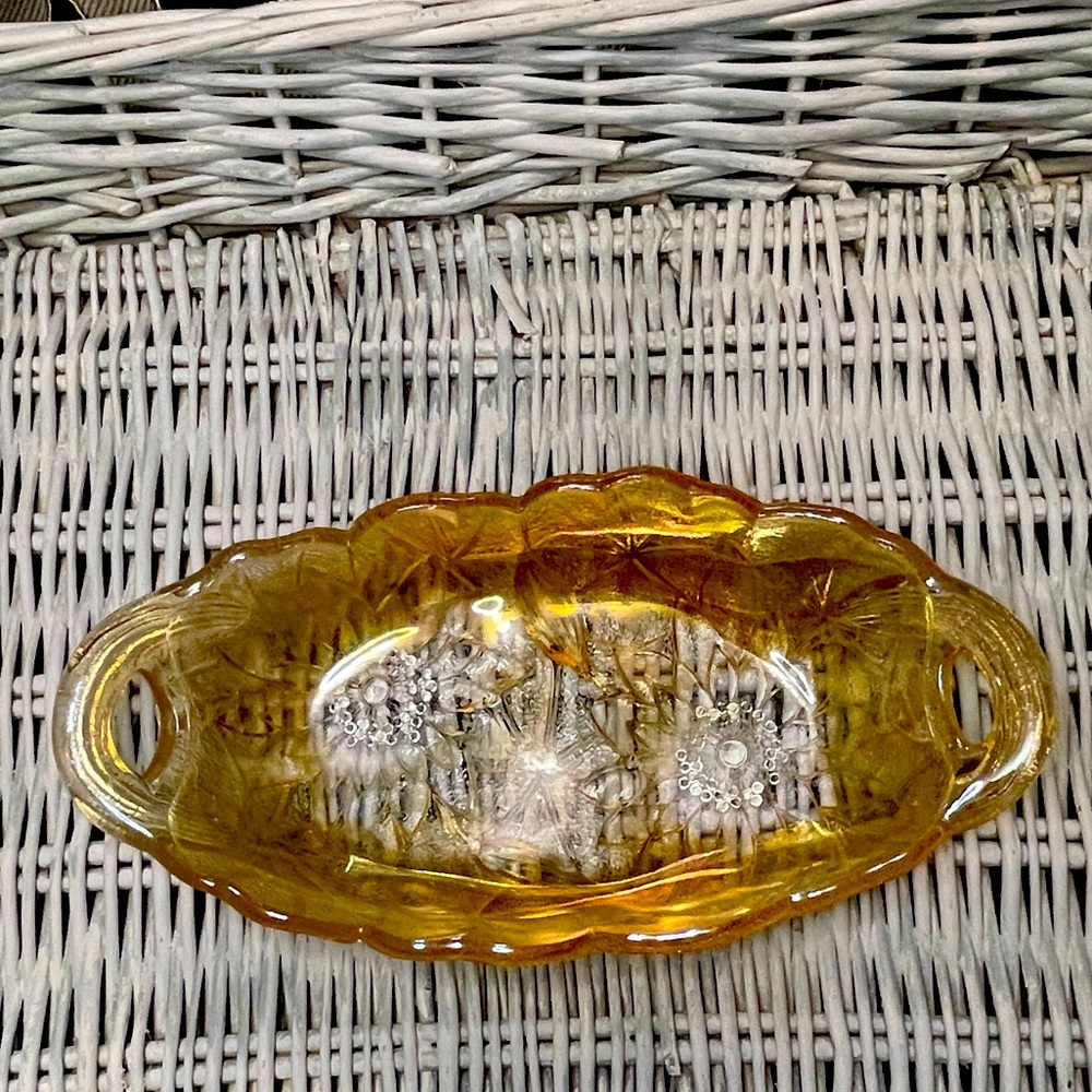 Vintage Indiana Glass iridescent Sunflower dish. 🌻